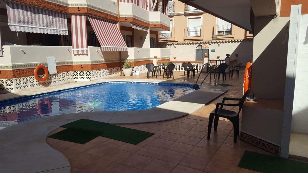 Las Plumas Beach توريمولينوس المظهر الخارجي الصورة